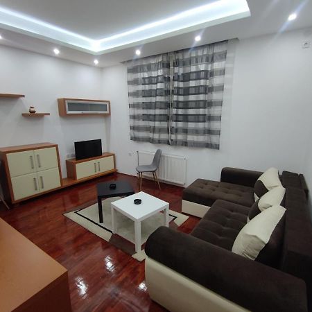 Nis Apartment ภายนอก รูปภาพ